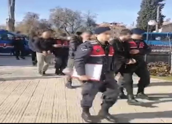 Jandarma Suçlulara Yılbaşından Önce Geçit Vermedi