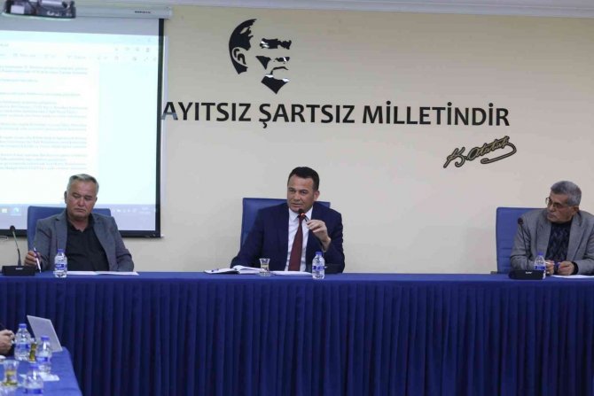 Kaş Belediyesi’nde Yılın İlk Meclis Toplantısı Yapıldı
