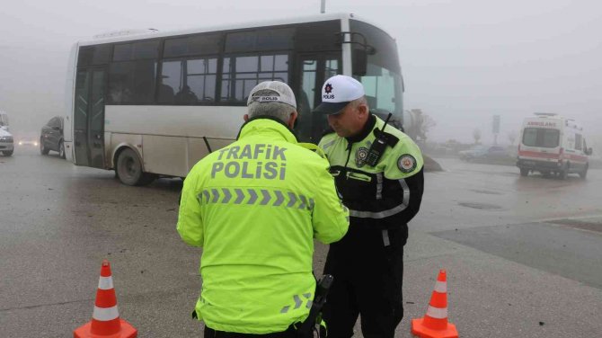 Edirne’de Sis Nedeniyle Zincirleme Kaza Yaşandı