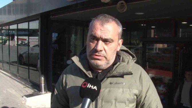 Diagne Otomobili Götürülünce Sığındığı Fırında Saatçi Zannedildi