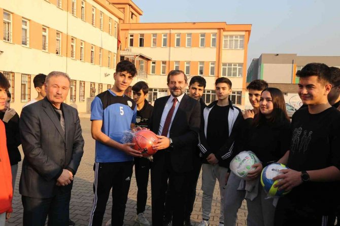 Gençler İstedi, Başkan Işık Yaptı