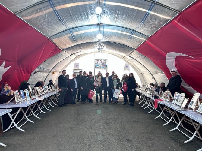 Değirmenci’den Diyarbakır Annelerine Destek Ziyareti
