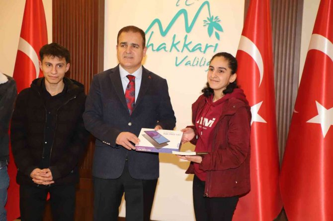 Hakkarili Öğrenciler Türkiye İkincisi Oldu