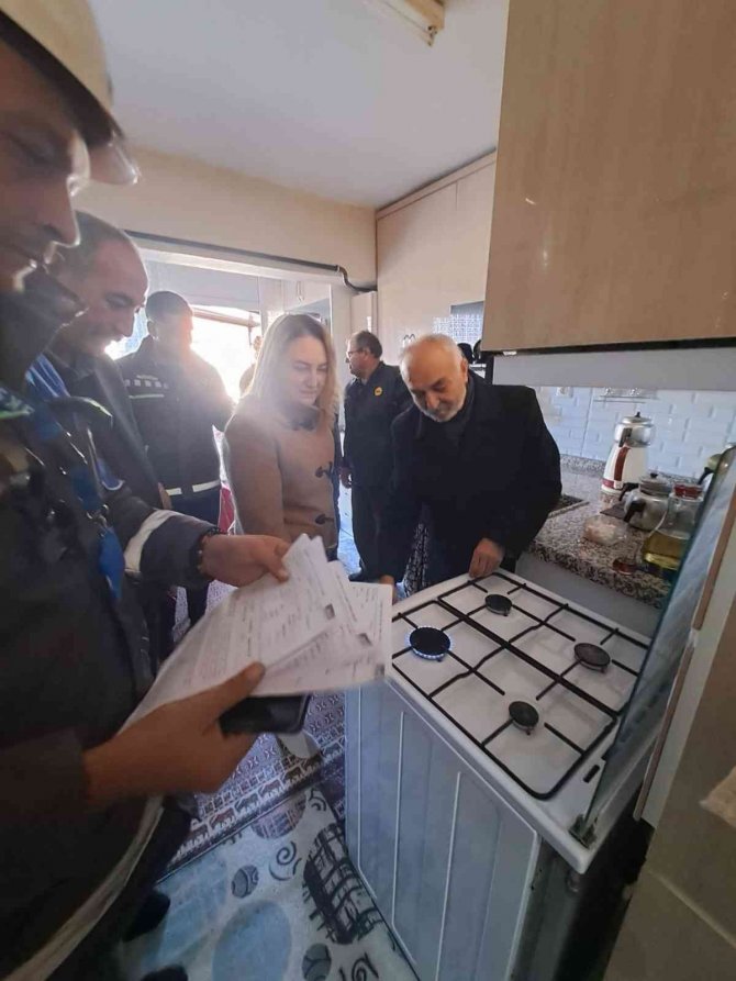 İ̇nhisar Doğalgaza Kavuştu