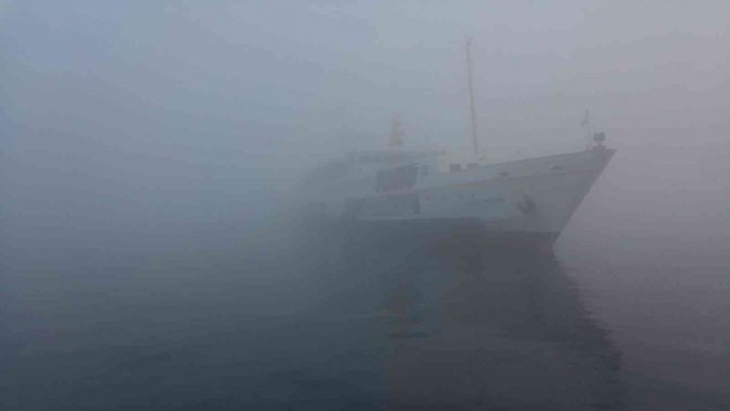 Sis Adalar’ı Esir Aldı