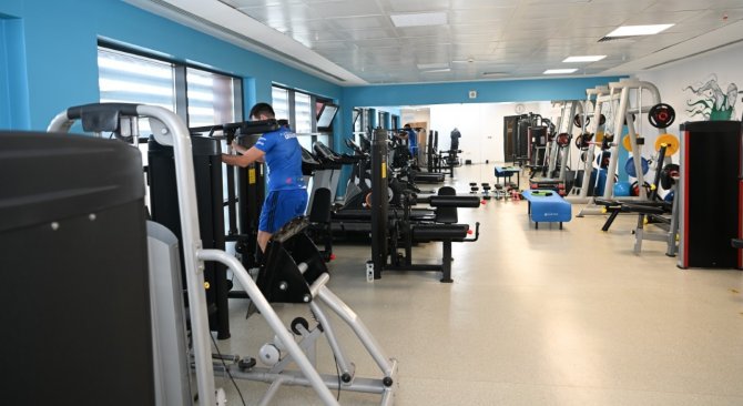 Kartepe’de Havuzdan 6 Bin 500 Kişi Faydalandı