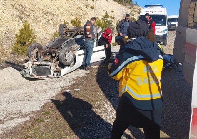 Kastamonu’da Takla Atan Otomobilin Sürücüsü Yaralandı