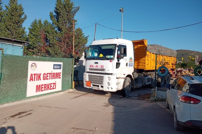 Körfez’de 5 Ton 680 Kilo Tehlikeli Atık Toplandı