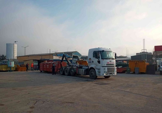 Körfez’de 5 Ton 680 Kilo Tehlikeli Atık Toplandı