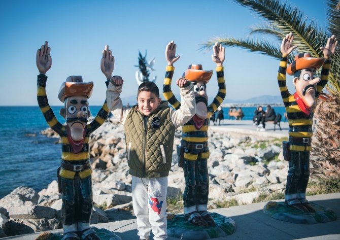 Kuşadalı Minikler Eğlencenin Tadını Çıkarıyor