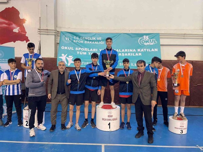 Masa Tenisinde Şampiyonlar Belli Oldu