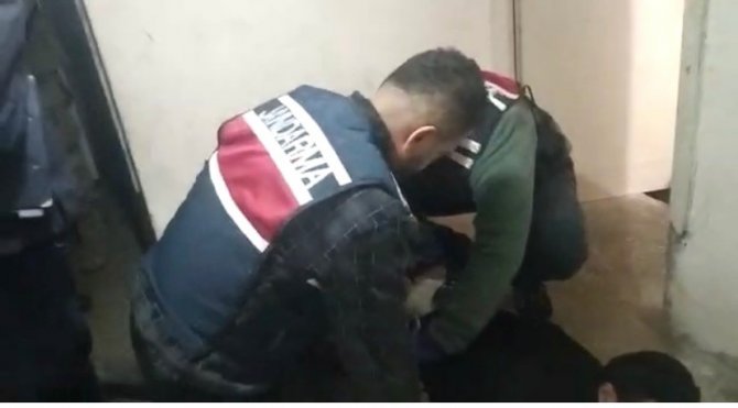 Suriye’de Eğitim Alan Terör Örgütü Üyeleri Manisa’da Yakalandı