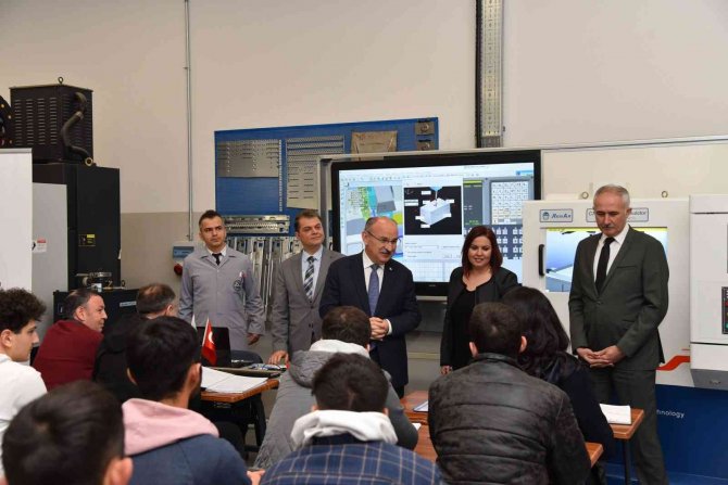 Manisa’da İstihdam Garantili Kursa Yoğun İlgi