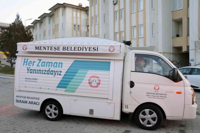 Menteşe Belediyesinden Öğrencilere Sıcak Çorba