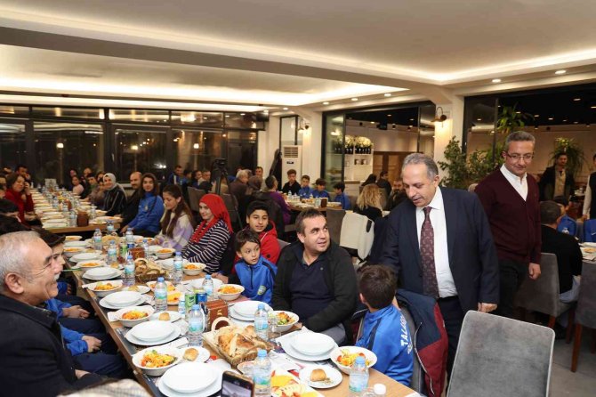 Başkan Yalçın’dan Tebrik Ve Kaynaşma Toplantısı