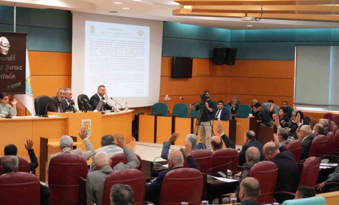 Bozdoğan: "Tarsus’un Hak Ettiklerini Alması İçin Çalışıyoruz"