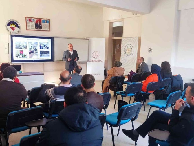 24 Günde 164 Mesleki Okul Öğretmenine Eğitim Verildi