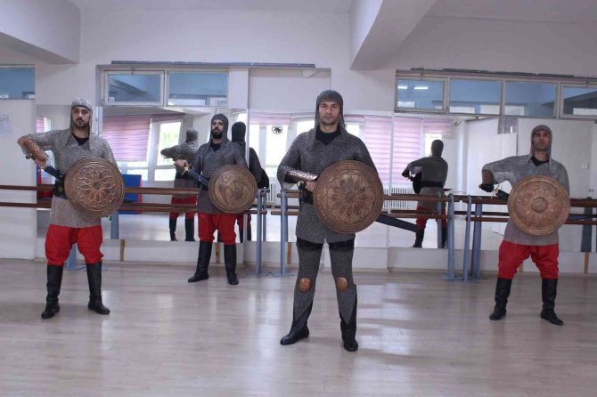 Türk Tipi Savaş Zırhları Yeniden Hayat Buldu