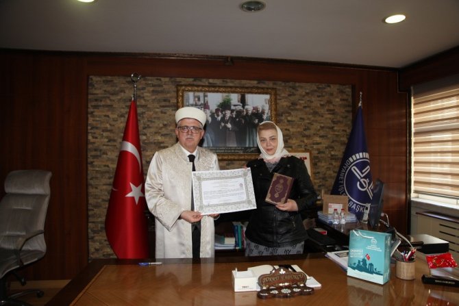 Ukraynalı Viktoriia Çanakkale’de Müslüman Oldu