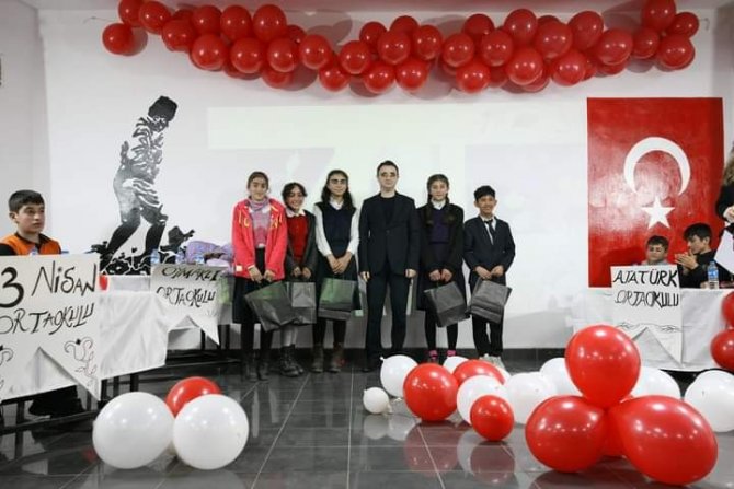 Özalplı Öğrenciler Bilgide Yarıştı