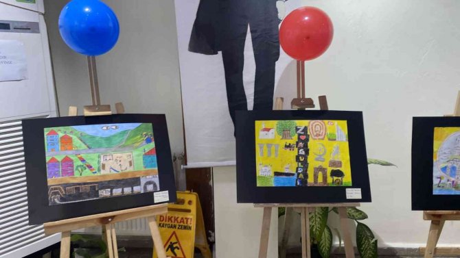 Yarışma Sona Erdi, Öğrencilerin Resimleri Sergilendi