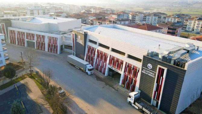 Mustafakemalpaşa’ya Dev Kütüphane