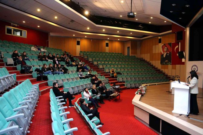 Adü’de ’Erteleme Davranışı’ Semineri Düzenlendi