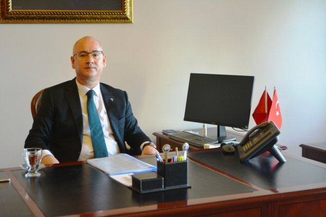 Ayvalık’ta ’Karadiken’ Kabuklarına İ̇lçe Hıfzıssıhha Kurulu Freni