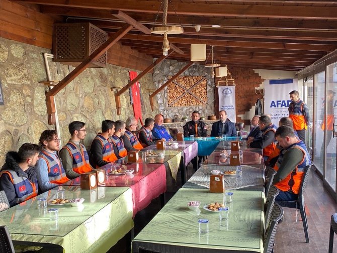 Afad Gönüllüsü Din Görevlileri Sertifikalarına Kavuştu