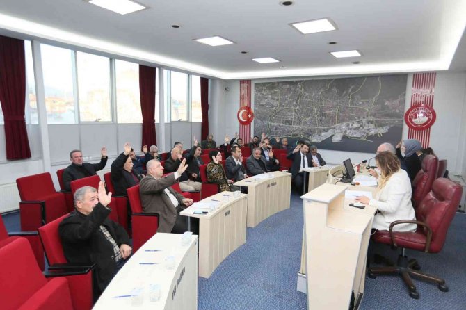 Derince Belediyesi’nde Denetim Komisyonu Belirlendi