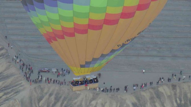 Kapadokya’yı 660 Bin Kişi Kuş Bakışı İzledi