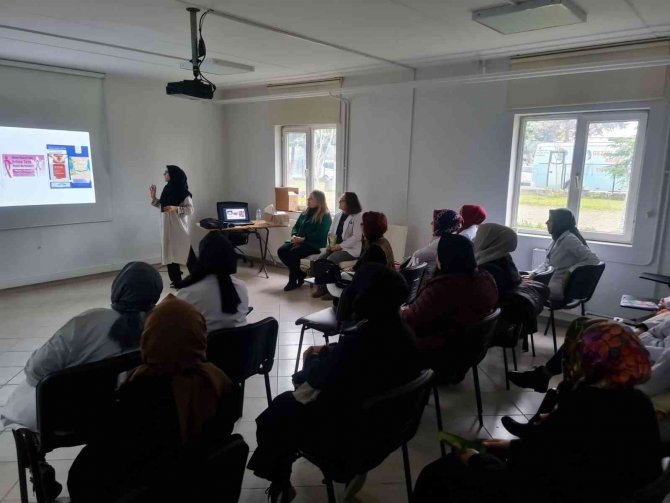 Serviks Kanseri Ve Sağlıklı Beslenme Eğitimi