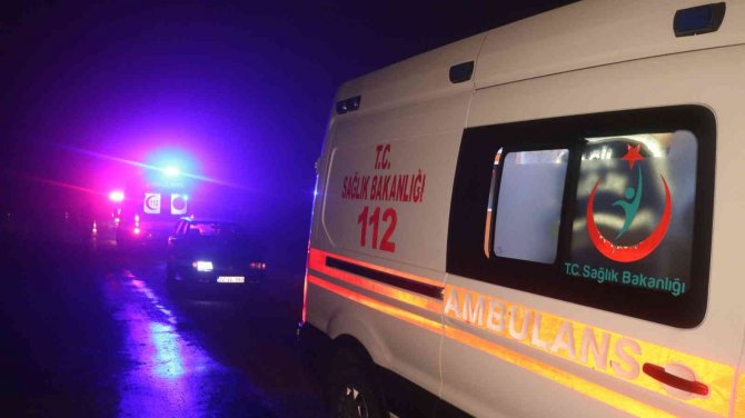 Edirne’de Otomobil Köprüden Uçtu: 3’ü Çocuk 5 Yaralı