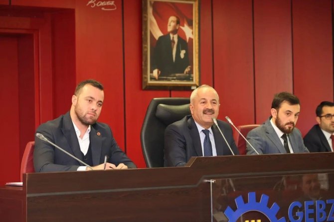 Gebze Belediyesi, Kasko Bedeli Yüksek Çıkınca Araçları Satın Almaya Karar Verdi