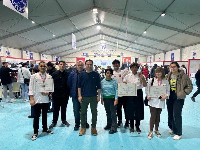 Geleceğin Şefleri İ̇stanbul’dan 3’ü Altın 5 Madalya İle Döndü