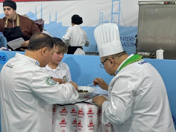 Geleceğin Şefleri İ̇stanbul’dan 3’ü Altın 5 Madalya İle Döndü