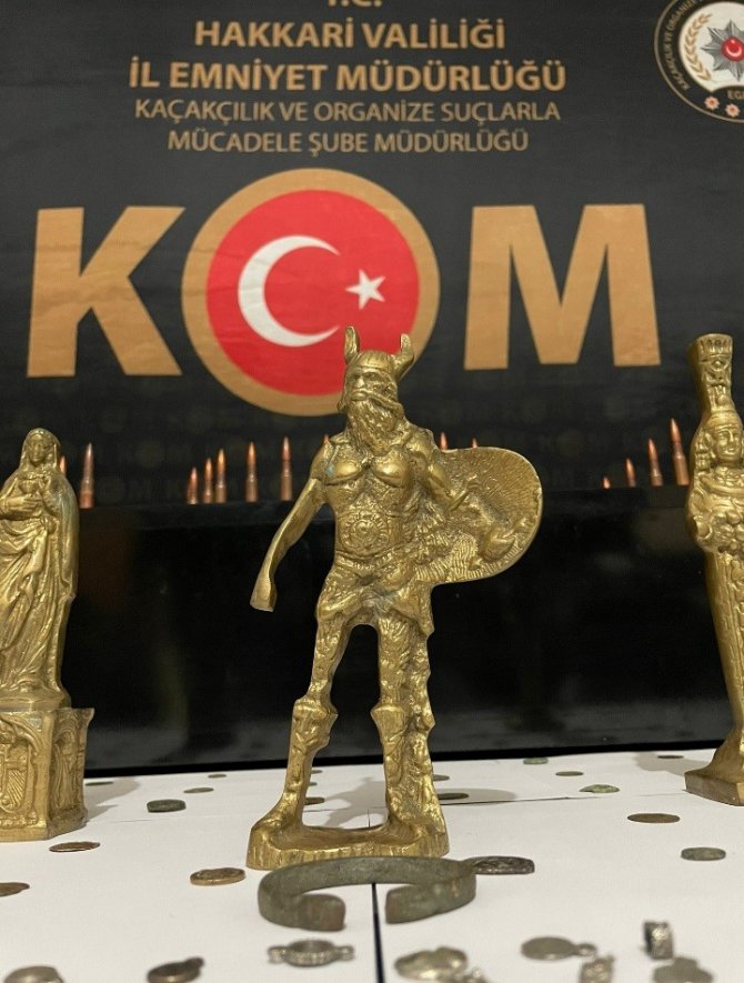 Yüksekova’da 111 Adet Sikke Ele Geçirildi