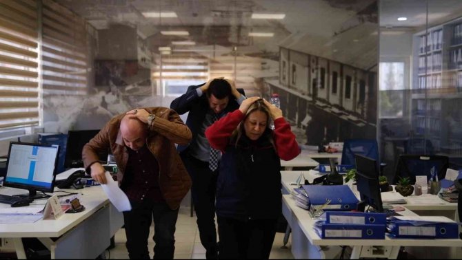 Hatay’da Doğal Afetlerde Hızlı Müdahale Tatbikatı