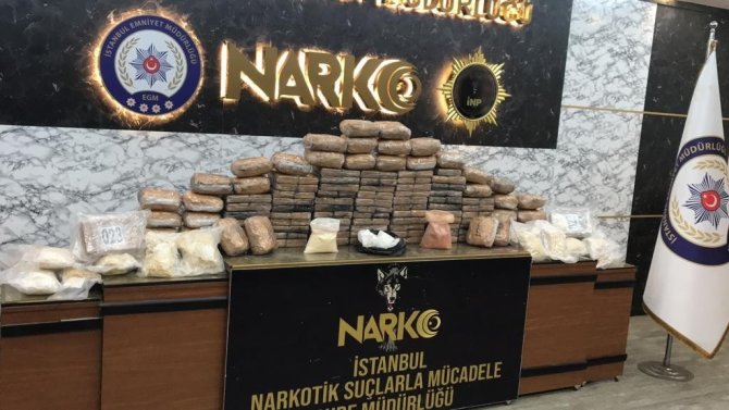 Hollanda’ya Ekmek Pişirme Fırınında Uyuşturucu Sevkiyatı Polise Takıldı