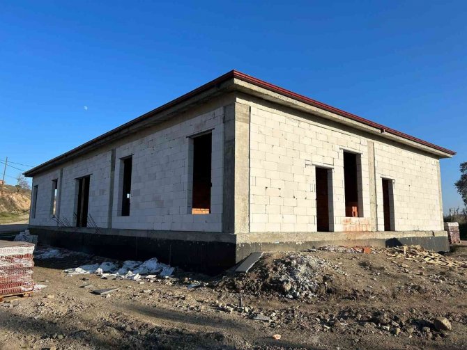 Karesi Belediyesi Köy Konakları İnşaatlarını Sürdürüyor