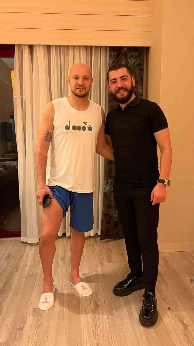 Kocaelisporlu Futbolcular Saç Tasarımında Osman Balcı’yı Tercih Etti