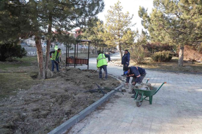 İ̇smail Hakkı Uzunçarşılı Parkı’nda Çevre Düzenlemesi Ve Peyzaj Çalışmaları