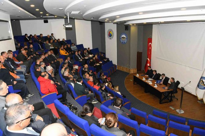 Vali Tavlı Bodrum’da Muhtarlar İle Bir Araya Geldi