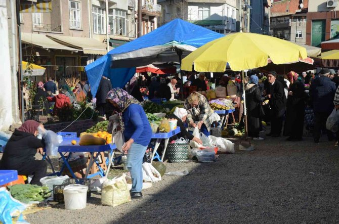 Ordu’da Semt Pazarlarında Yoğunluk