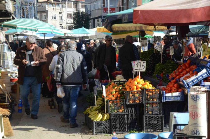 Ordu’da Semt Pazarlarında Yoğunluk