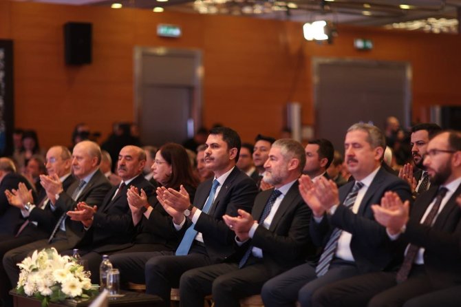 ‘Orta Gelirliye Yönelik Konut Kampanyası’nda İlk Etapta 100 Bin Aile Ev Sahibi Olacak