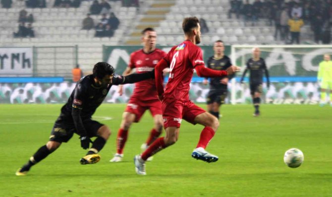 Spor Toto Süper Lig: Konyaspor: 1 - Sivasspor: 1 (İ̇lk Yarı)