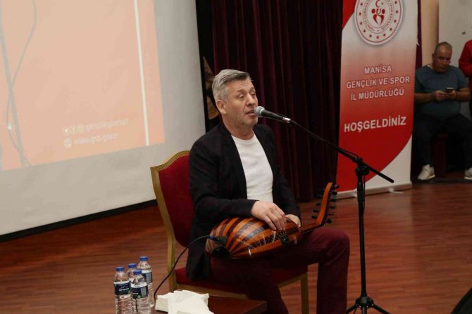 Metin Şentürk Manisa’da Gençlerle Buluştu