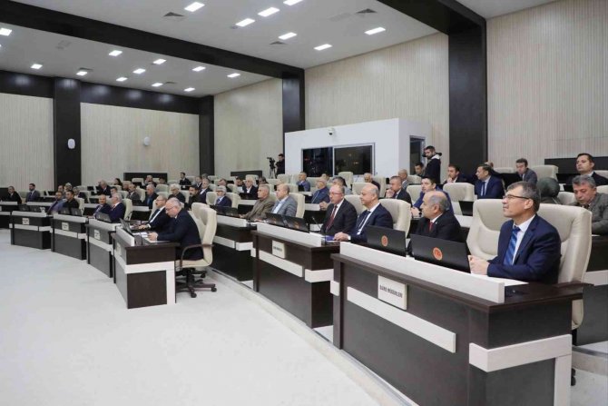 İ̇gm, 2023 Yılının İlk Toplantısını Vali Başkanlığında Yaptı