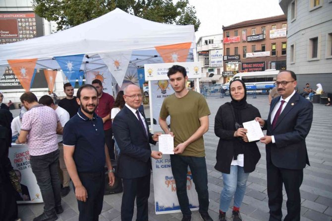 Bursa Kazandırdığı 41 Bin 433 Yeni Üye İle Ak Parti’nin Gücüne Güç Kattı